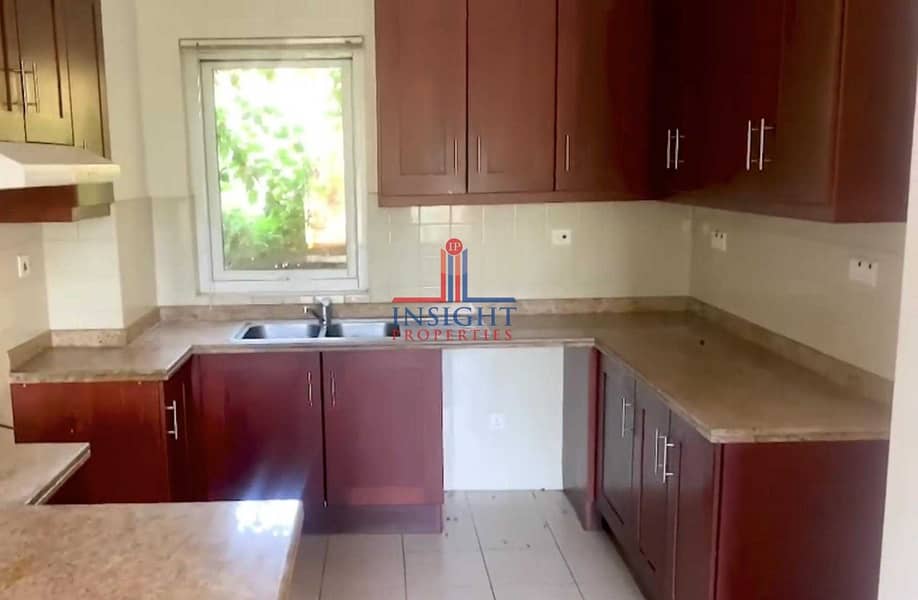 5 TYPE C| 2 BEDROOMS|CLOSE TO POOL| VACANT