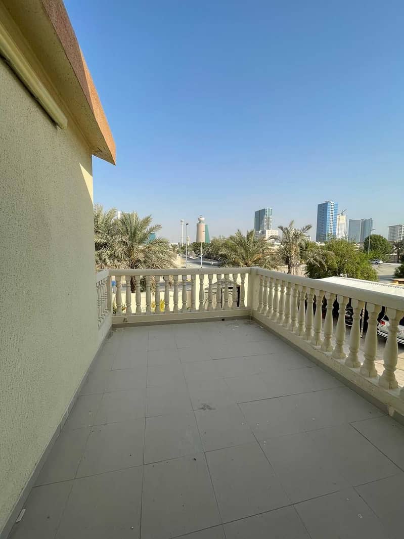 Villa for rent in the Mushairef area of ​​the Emirate of Ajman 15000 feet, consisting of 7 bedrooms, super luxe finishing