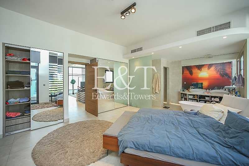 12 Fully serviced | 4 Beds High end villa | Upgraded