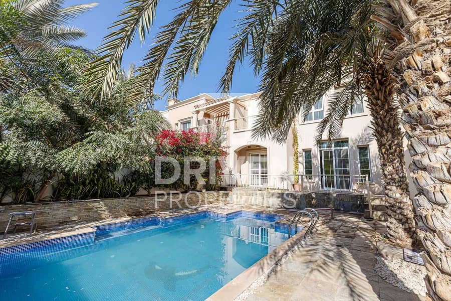 Back To back | Private pool | Prime Area