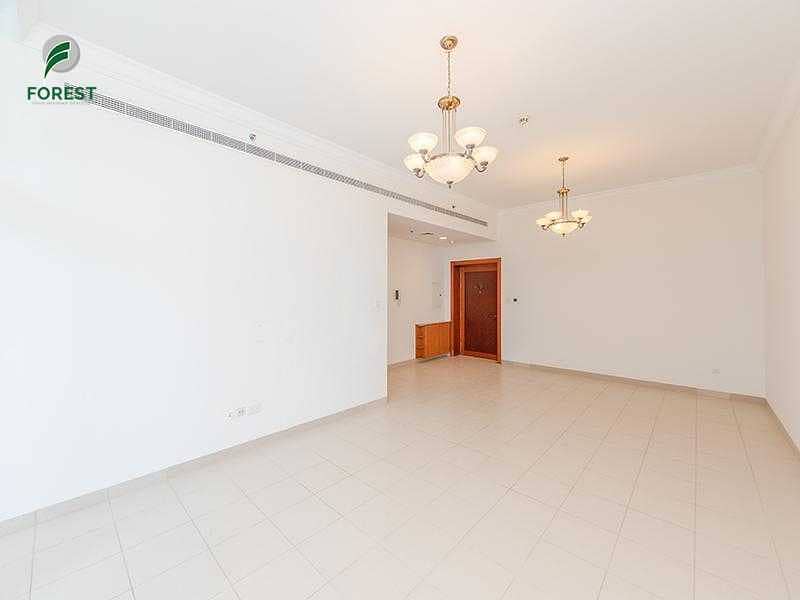 Unfurnished| 2BR Corner Unit| Sheikh Zayed View