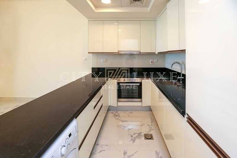 6 Pool View | Fully Fitted Kitchen | Brand New