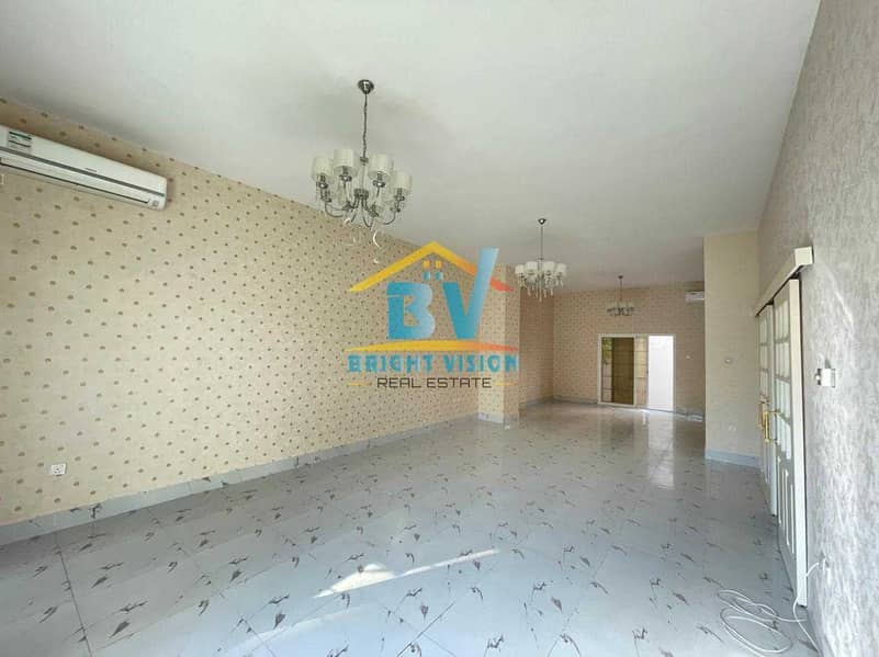 11 Large Majlis|  | 4 BHK| Driver Room | Maid Room | All Under A Roof