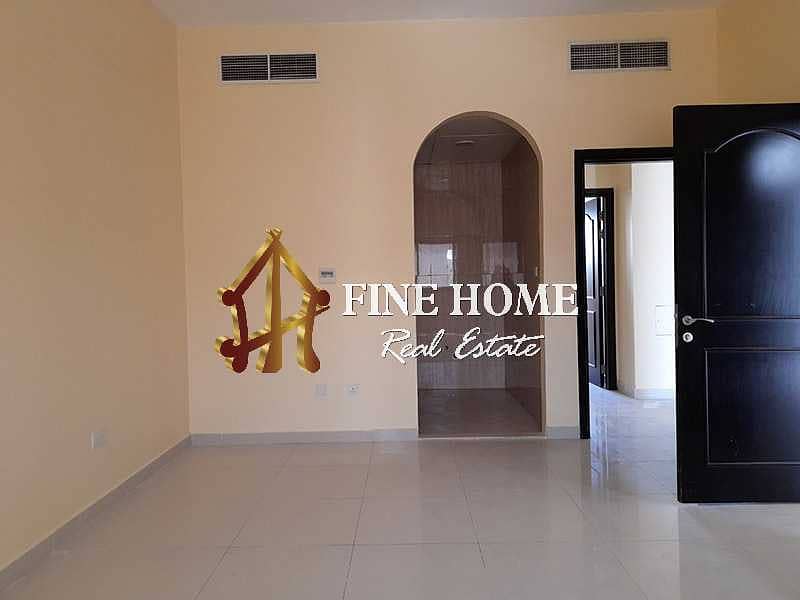 4 Fabulous Villa 9BR+2 External extension|Majles