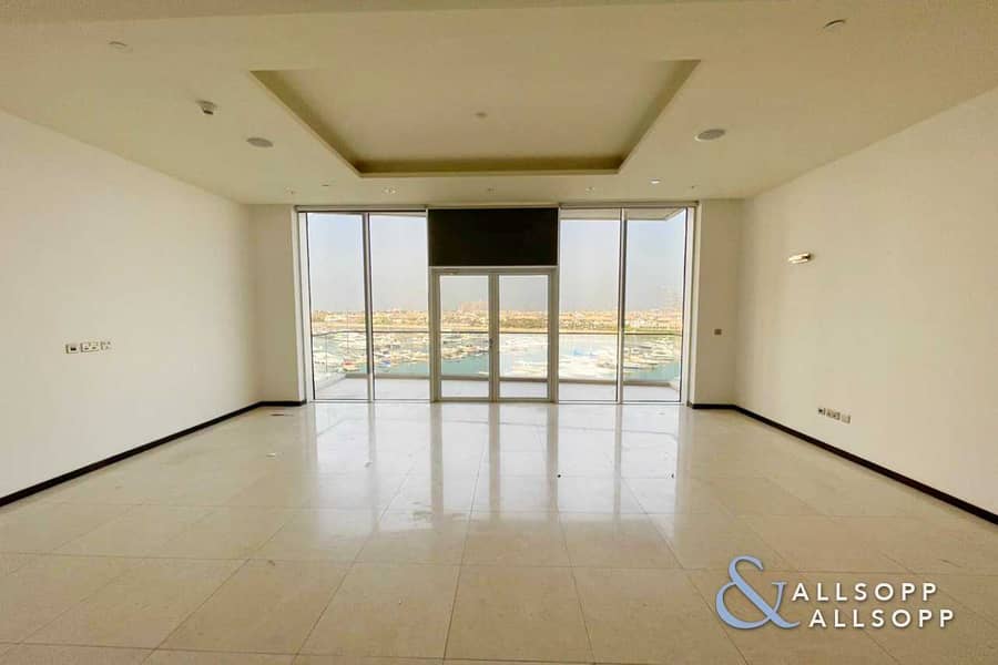 3 Sea View | Spacious and Bright | Vacant