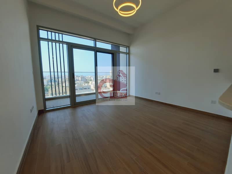 3 Brand New Spacious Studio Flat Just 36k Behind World Trade Centre Metro station