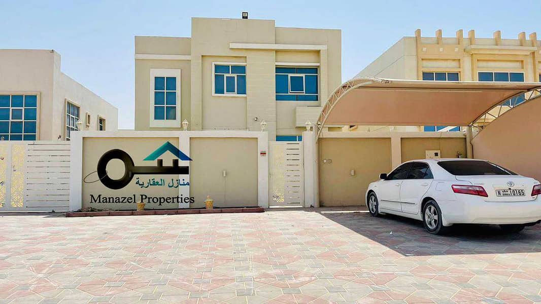 Villa for rent in the Hamidiya area on Shar Qar, a very excellent location, close to services .