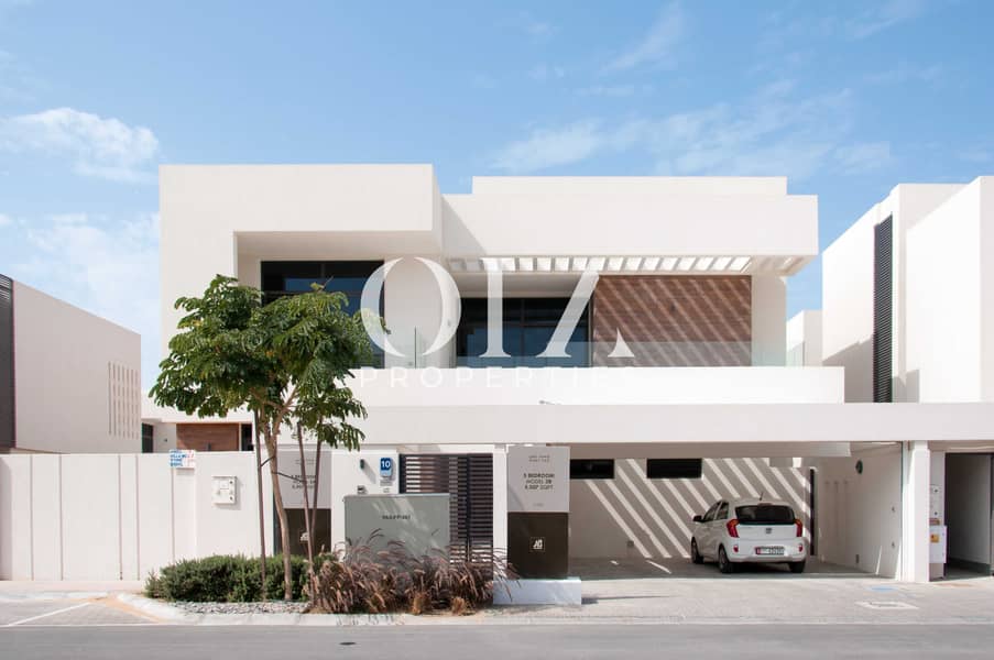 Move in 5 +Maid| Huge Plot| Single Row | Corner Move in 5 +Maid| Huge Plot| Single Row | Corner