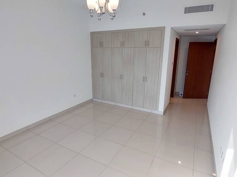 4 One Bedroom Like Brand New Luxury Building With Gym Pool Kids Playing Area Near To Sharjah University