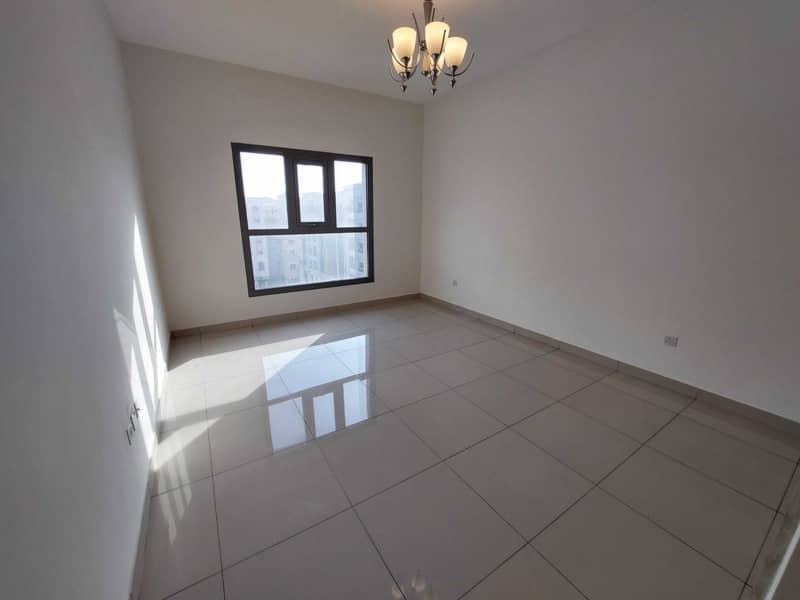 14 One Bedroom Like Brand New Luxury Building With Gym Pool Kids Playing Area Near To Sharjah University