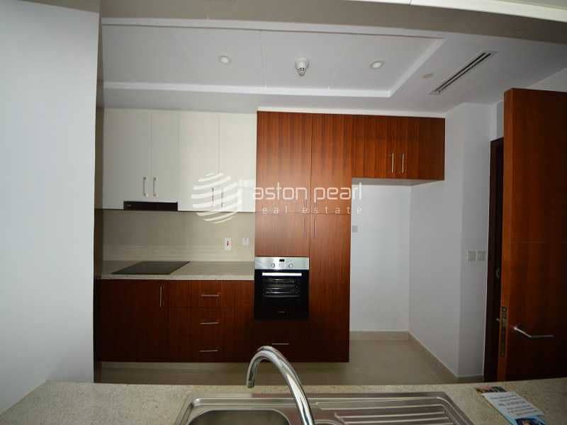 10 Bright And Spacious |1Bedroom | High Floor| Vacant