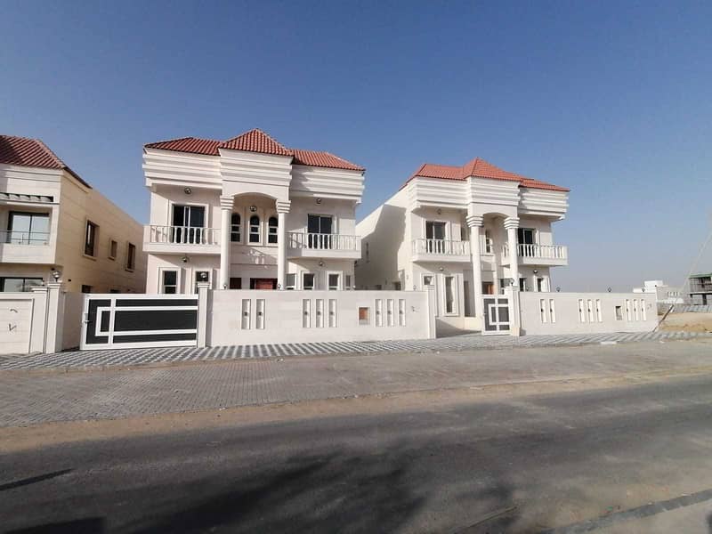 I own a villa for sale in Aley area, freehold without down payment