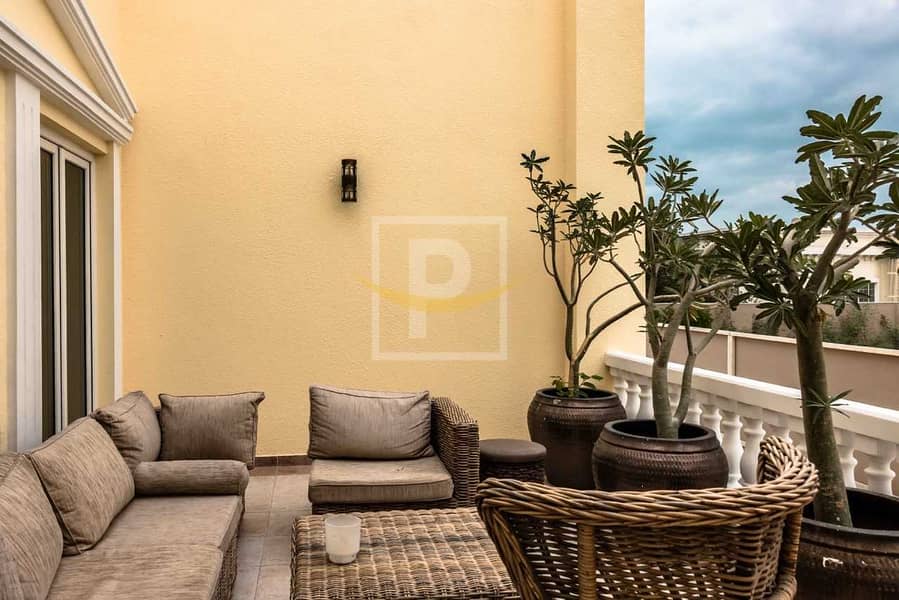 Upgraded 6 Br Plus Maid's room Luxury Villa   Private Pool in Al Barsha