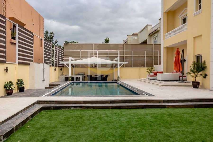 2 Upgraded 6 Br Plus Maid's room Luxury Villa   Private Pool in Al Barsha