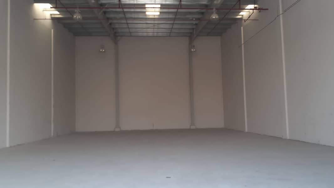 Warehouse in Sajaa for rent at a special price