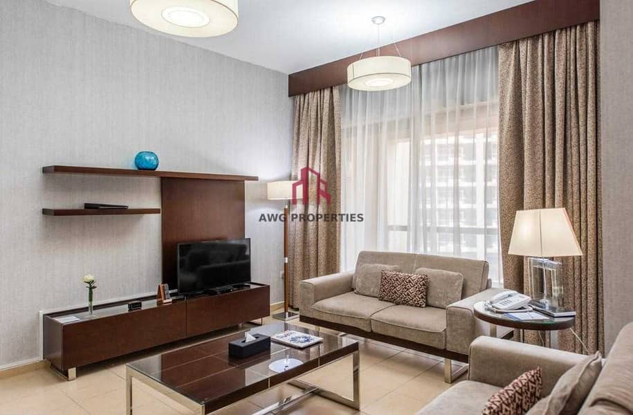 17 Furnished| All Bills Included| Near the Beach and Tram