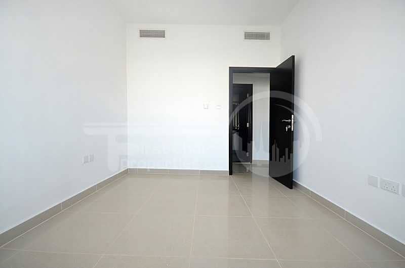 6 Vacant! Closed Kitchen Apartment in Reef