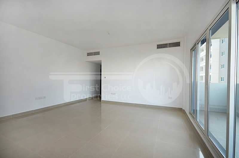 12 Vacant! Closed Kitchen Apartment in Reef
