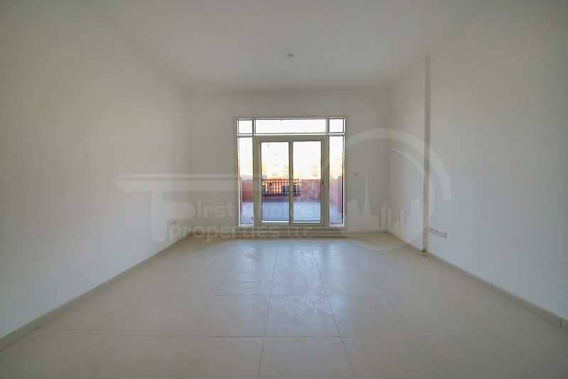 4 Buy this Beautiful Terraced 1BR Apartment