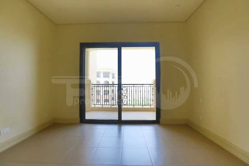 12 Stunning 3BR Apartment in Saadiyat Island