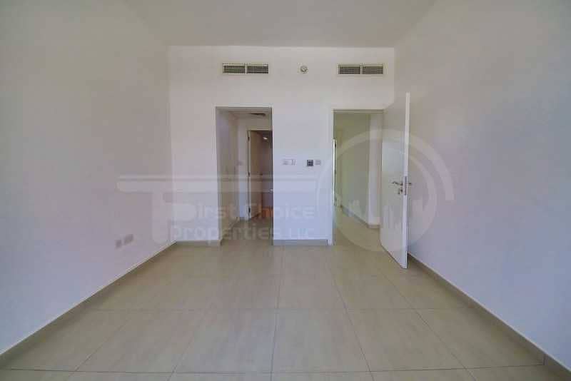 7 Move in Now! Comfy 2BR Terraced Apartment