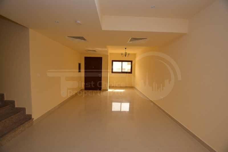 5 To be vacant Now! Comfy 2BR Villa for Rent