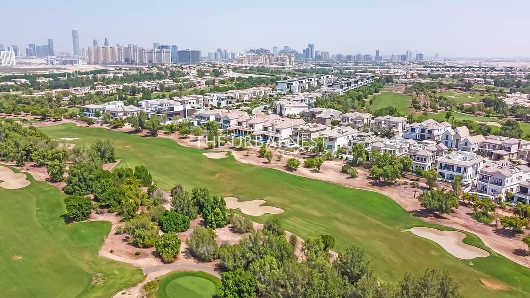 16 Golf Course Facing Vento Villa | Prime Location