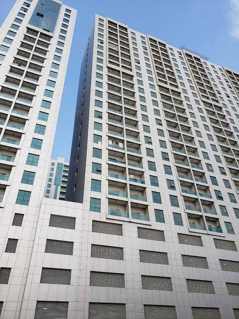 fully furnitured flat for rent monthly in city tower