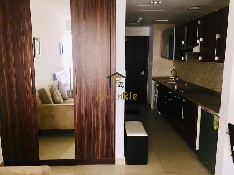 18 NEAR TO METRO| F/F STUDIO| 34000/- YEARLY