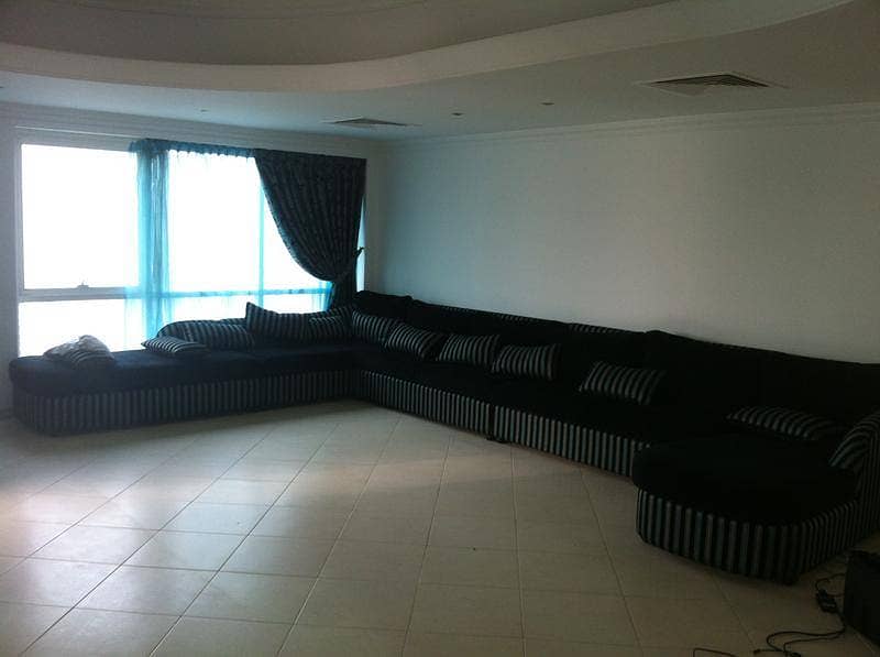 Huge 3 BHK  Maid's  Parking On Al Qasba