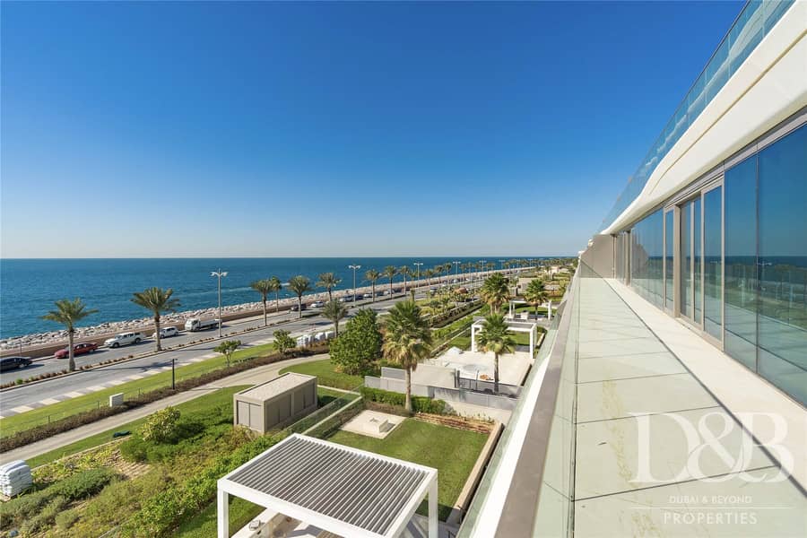 2 Breathtaking Views I Luxurious Penthouse