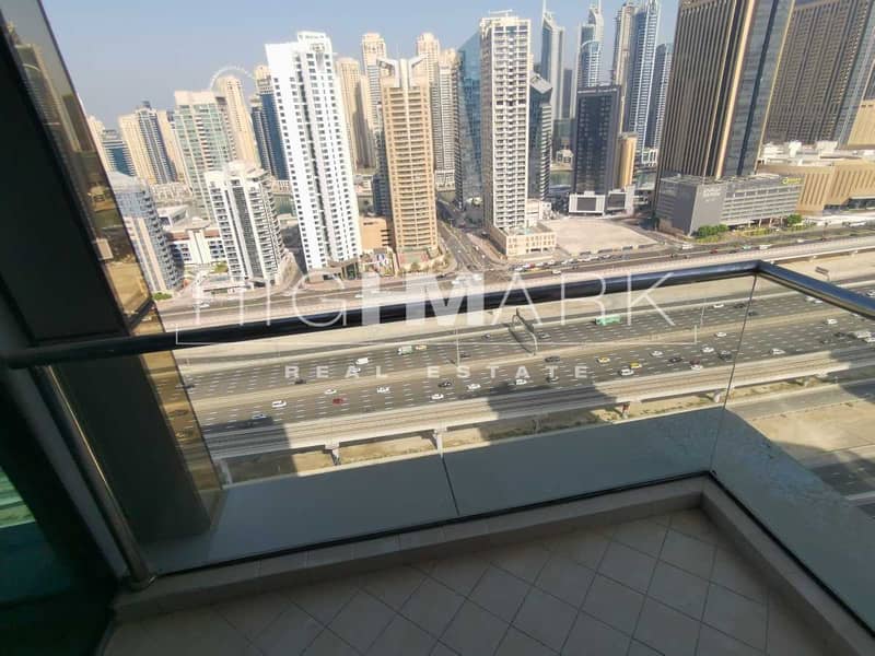 15 Next to Metro | Excellent Layout | High Floor |