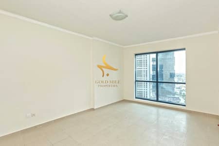 Lake View | Mid Floor | Close to Metro