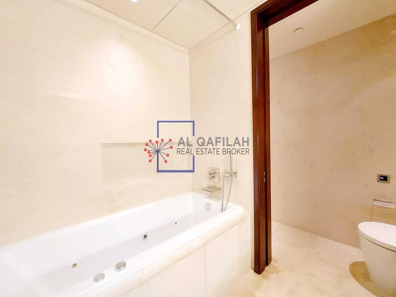 28 2br + Maid's Room| Sea And Difc View | Ready To Move In