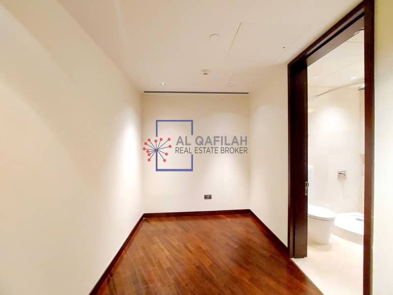 12 2br + Maid's Room| Sea And Difc View | Ready To Move In