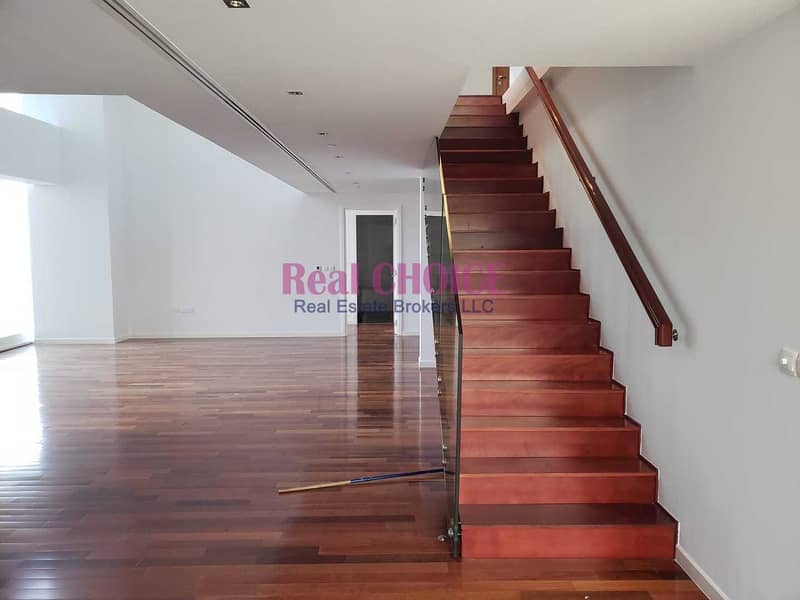 Executive 3Bhk Duplex | Maid Room | Sea View Executive 3Bhk Duplex | Maid Room | Sea View