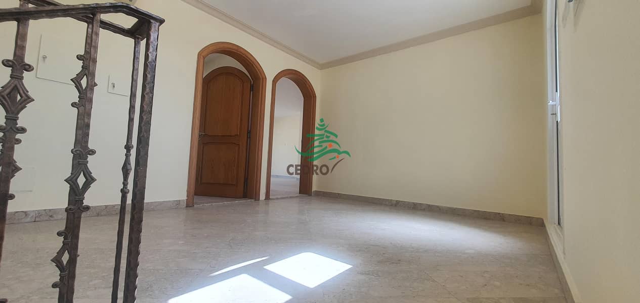 49 Spacious six bedrooms villa in khalidiya