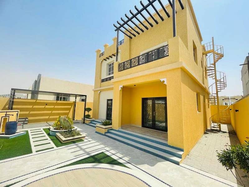 For sale a very luxurious villa in Ajman Al Zahia, personal finishing with the latest finishes and international trends