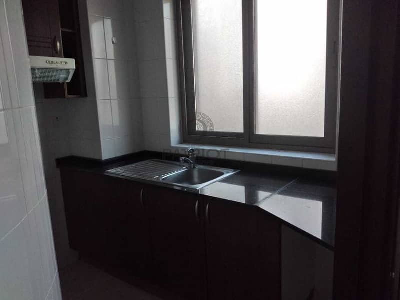 10 Cheapest studio l 5 min walk to metro l well maintained