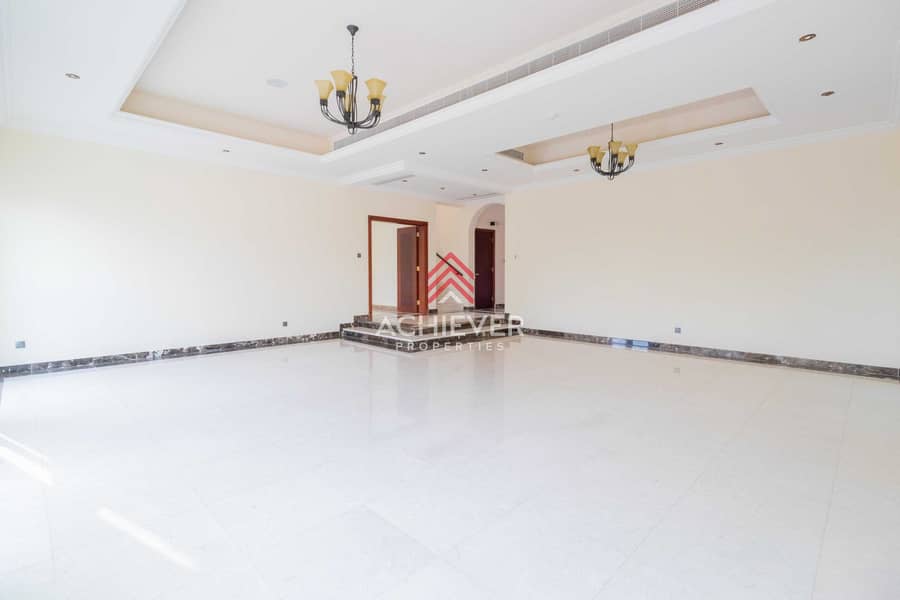 18 Golf View | Swimming Pool | Tenanted | Best Deal