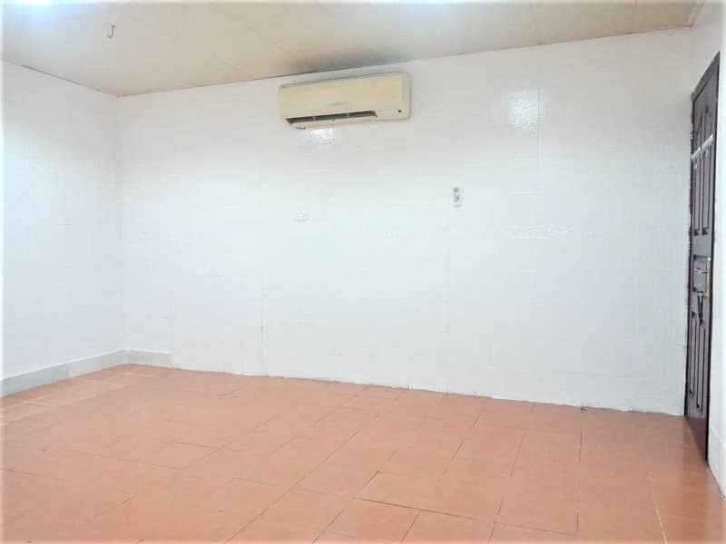 2,350 ONLY! FREE PARKING+ NO COMMISSION - Quality Studio in  Muroor near Indian School