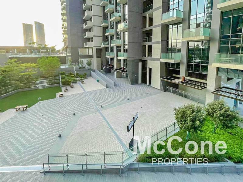 14 Furnished | Burj Khalifa Views | Roof Top Pool