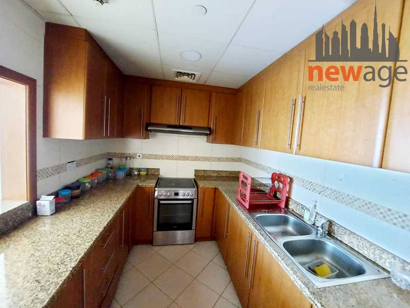 18 Large And Spacious 2 Bedroom Apt For Rent