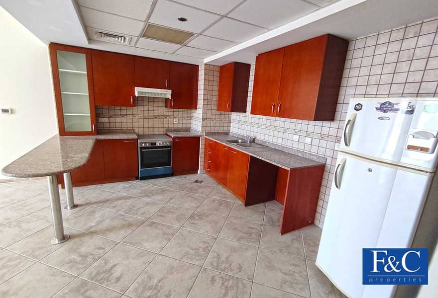 2 Furnished | Spacious Unit | Well Maintained