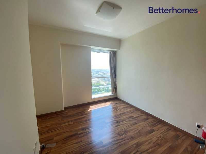 6 Park View| Balcony| Well Maintained| Vacant