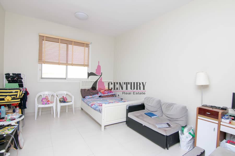 2 For Sale | Unfurnished Studio | Spacious Space