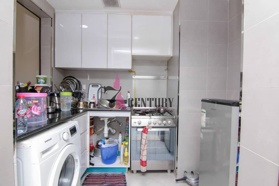5 For Sale | Unfurnished Studio | Spacious Space