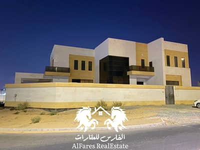 Villa for rent in Al Raqaib area with air conditioners, large area, very excellent location, close to services.
