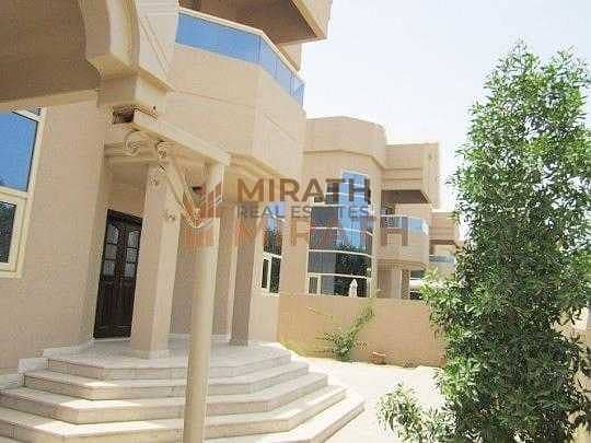 2 Nice Compound Villa with Garden in Jumeirah