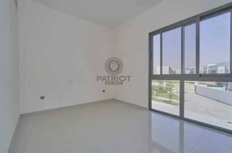 11 BRAND NEW SINGLE ROW END MIDDLE UNIT WITH L SHAPE GARDEN 3 BEDROOM + MAIDS TOWNHOUSE ON RENT AT JUST 65K AED